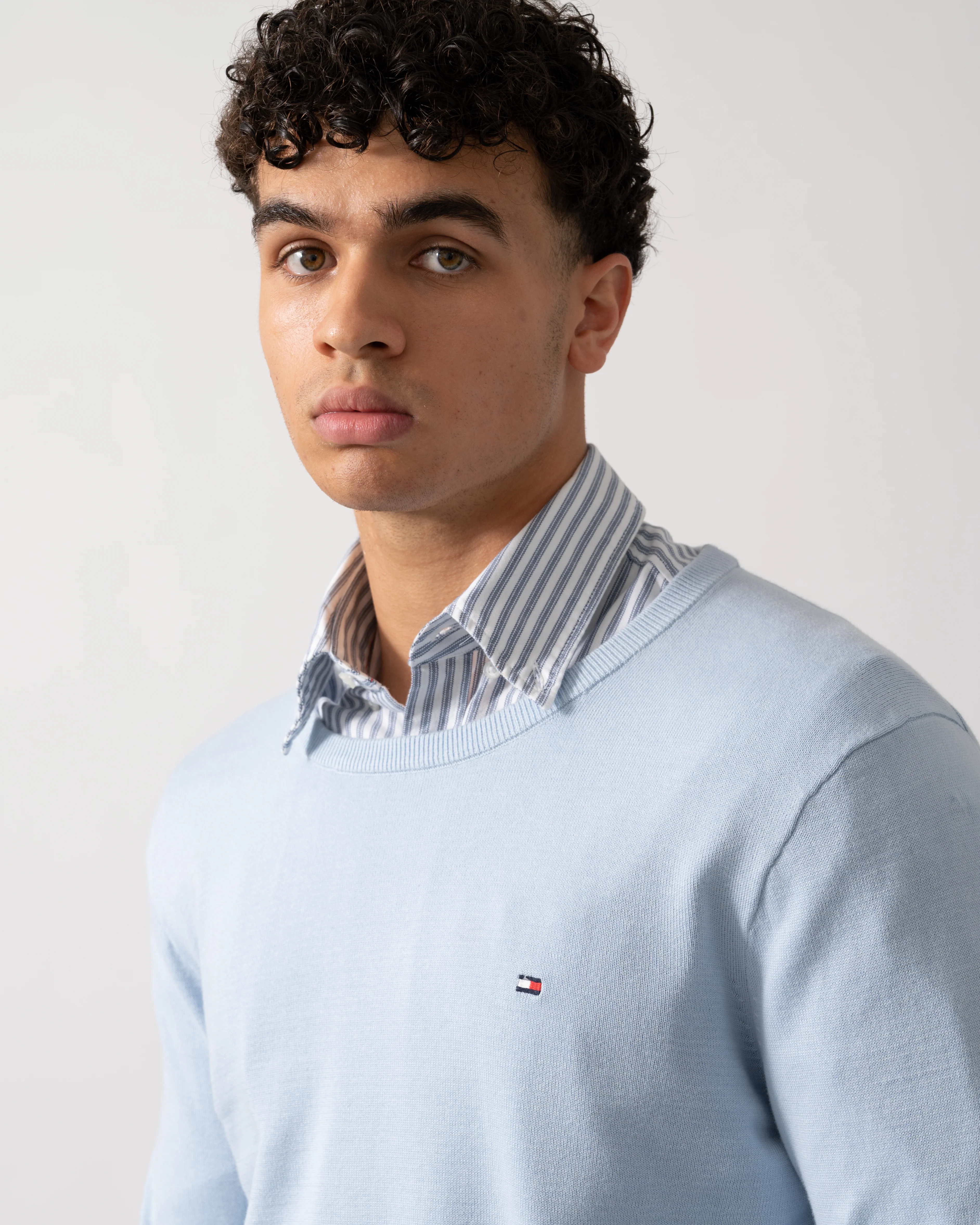 Tommy Hilfiger Essential Cotton Crew Neck Mens Sweatshirt - Breezy Blue - Image 2