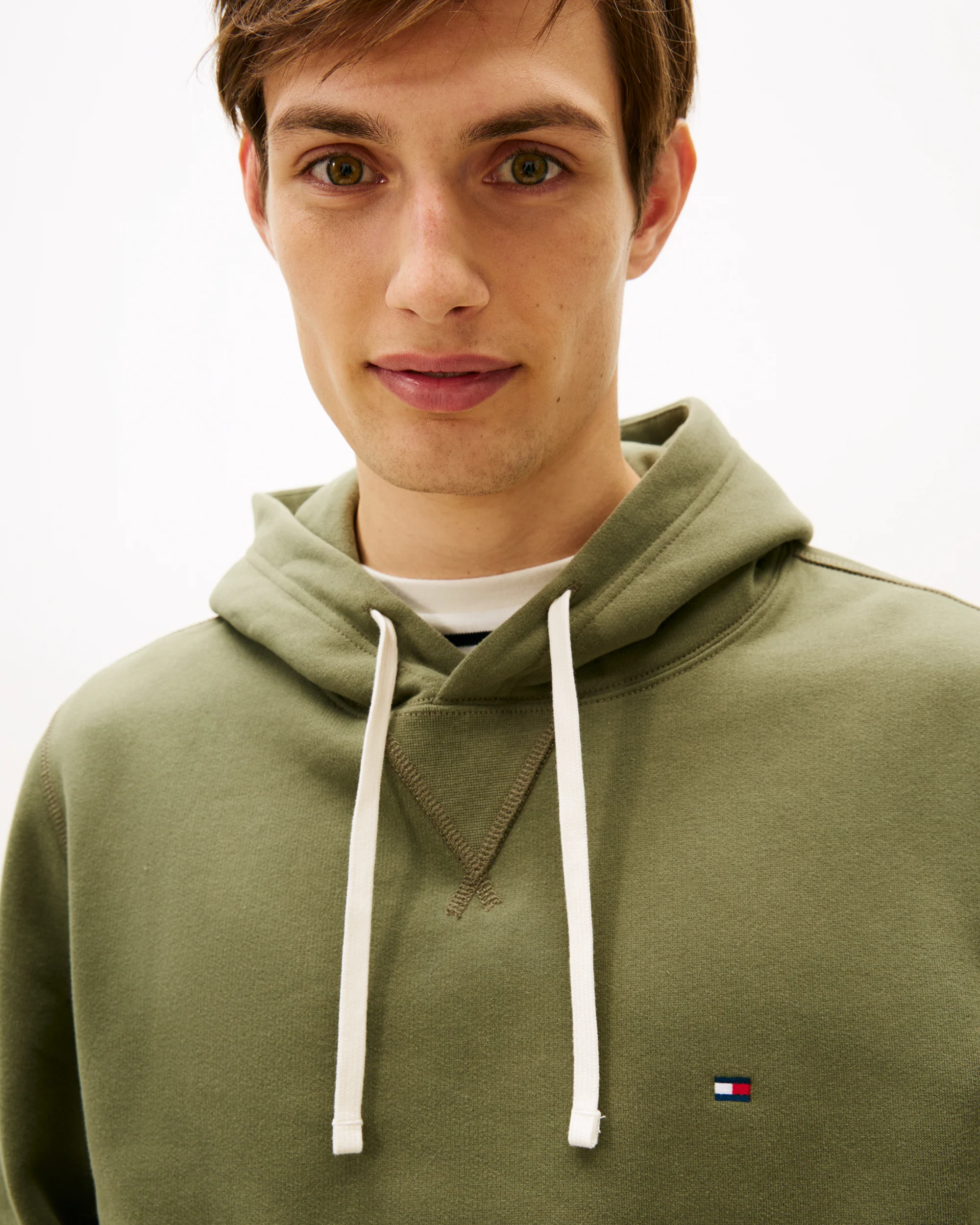 Tommy Hilfiger Essential Flag Embroidery Mens Fleece Hoodie - Battle Green - Image 2