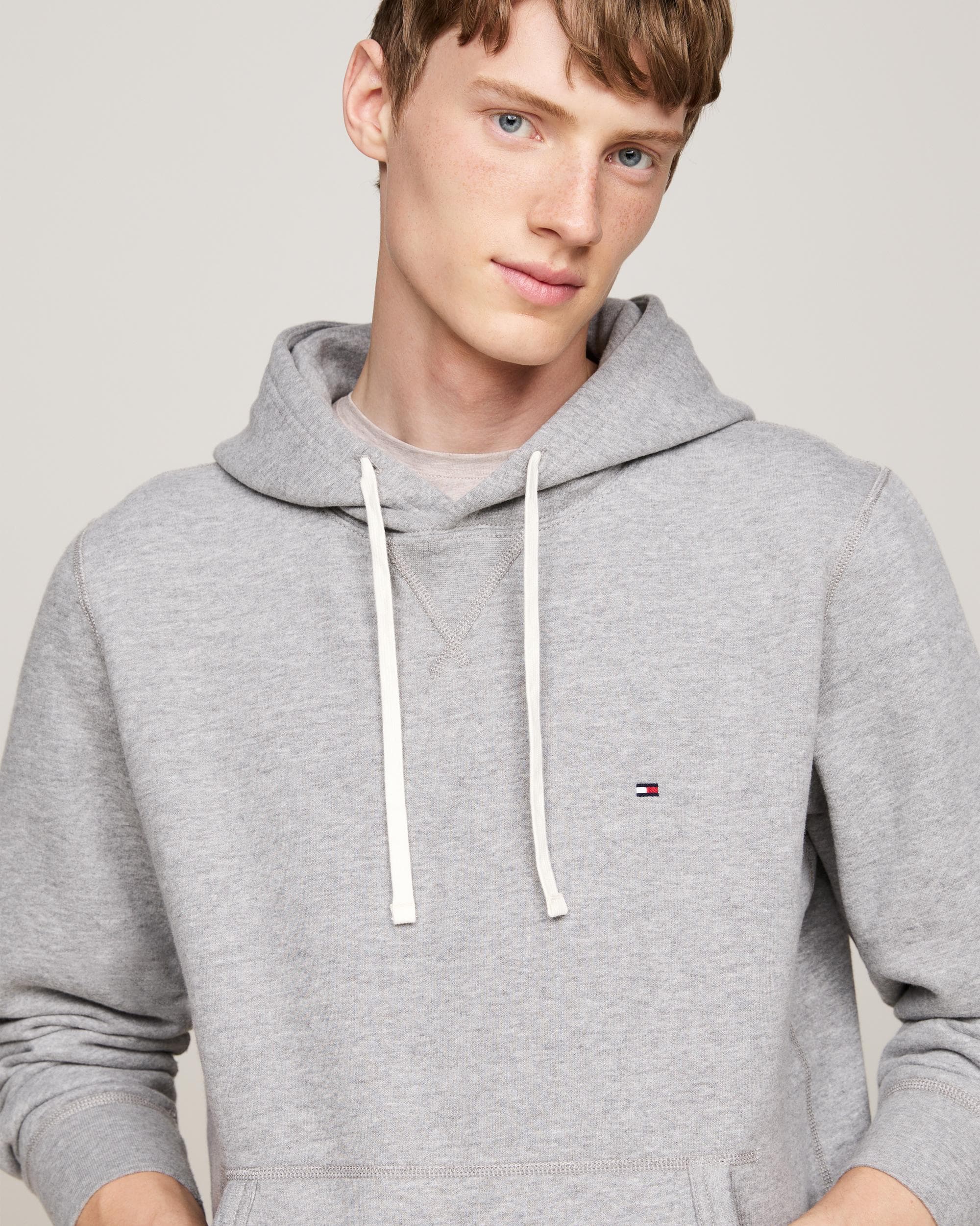 Tommy Hilfiger Essential Fleece Mens Hoodie - Medium Grey Heather - Image 2