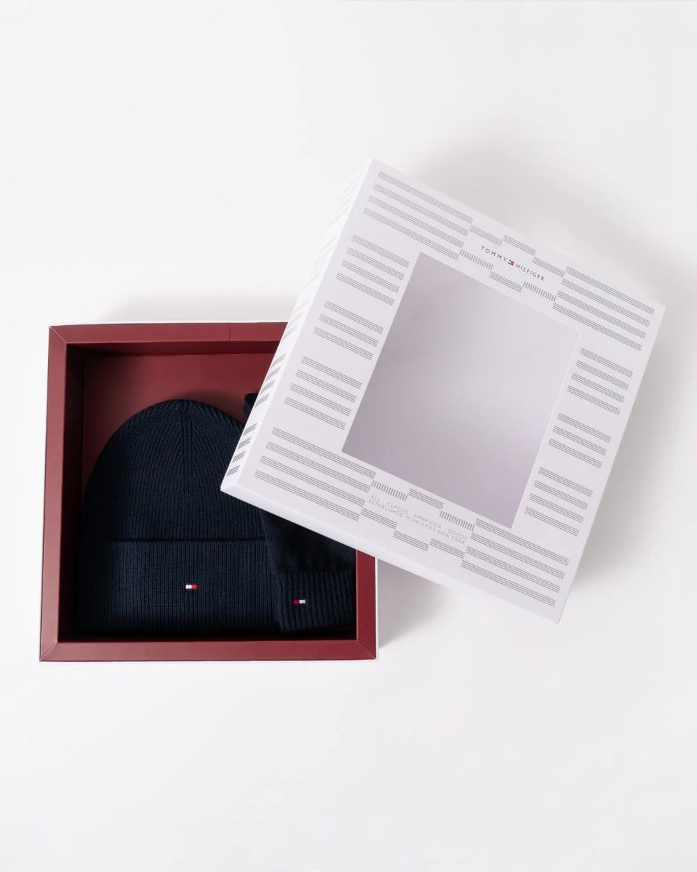 Tommy Hilfiger Essential Womens Beanie & Gloves Gift Set - Image 2