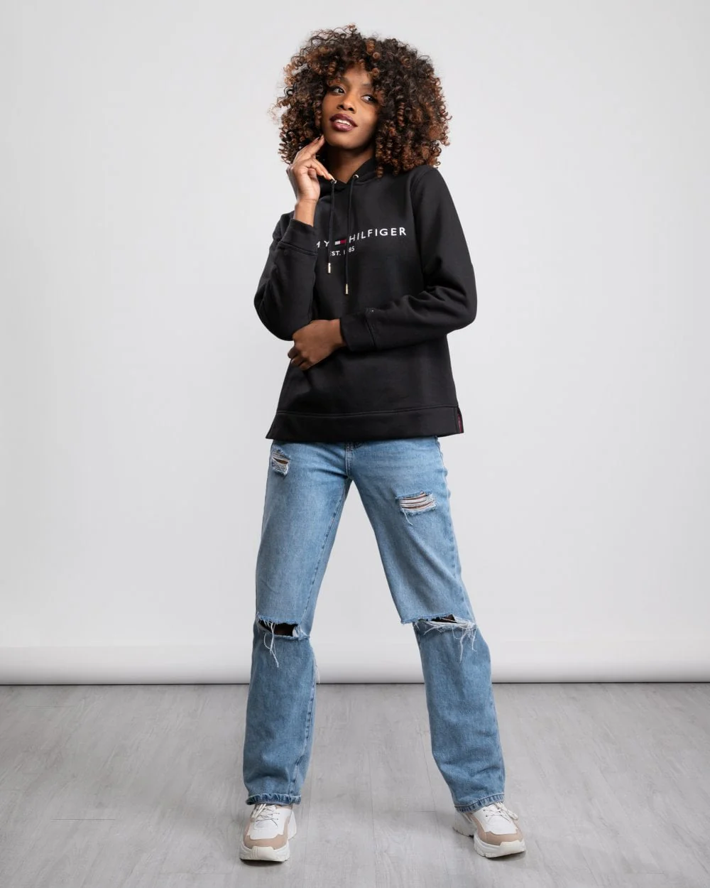 Tommy Hilfiger Heritage Logo Womens Hoodie - Black - Image 2
