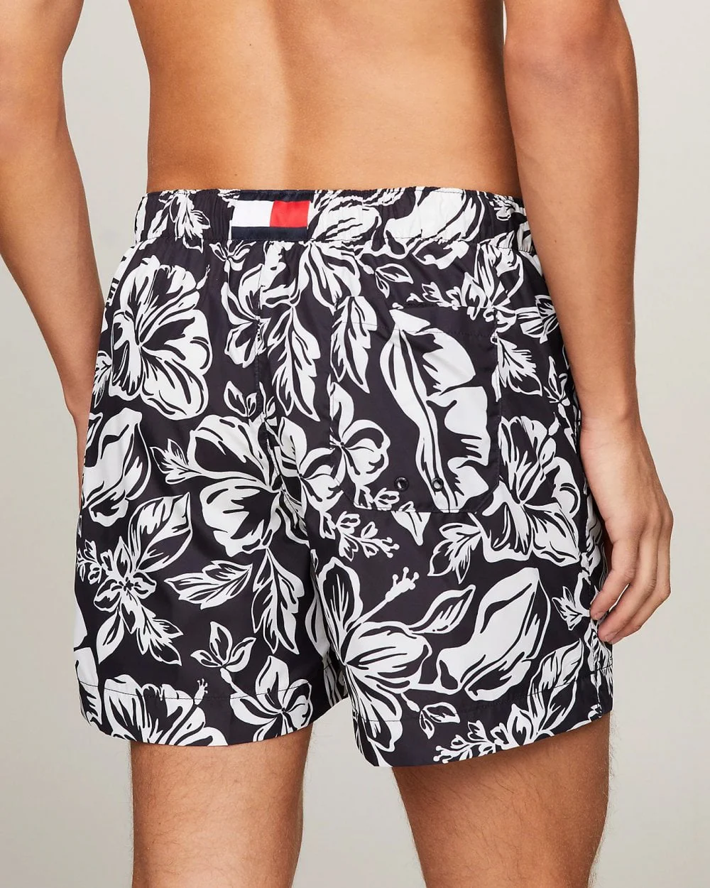 Tommy Hilfiger Medium Drawstring Print Mens Swim Shorts - Image 4