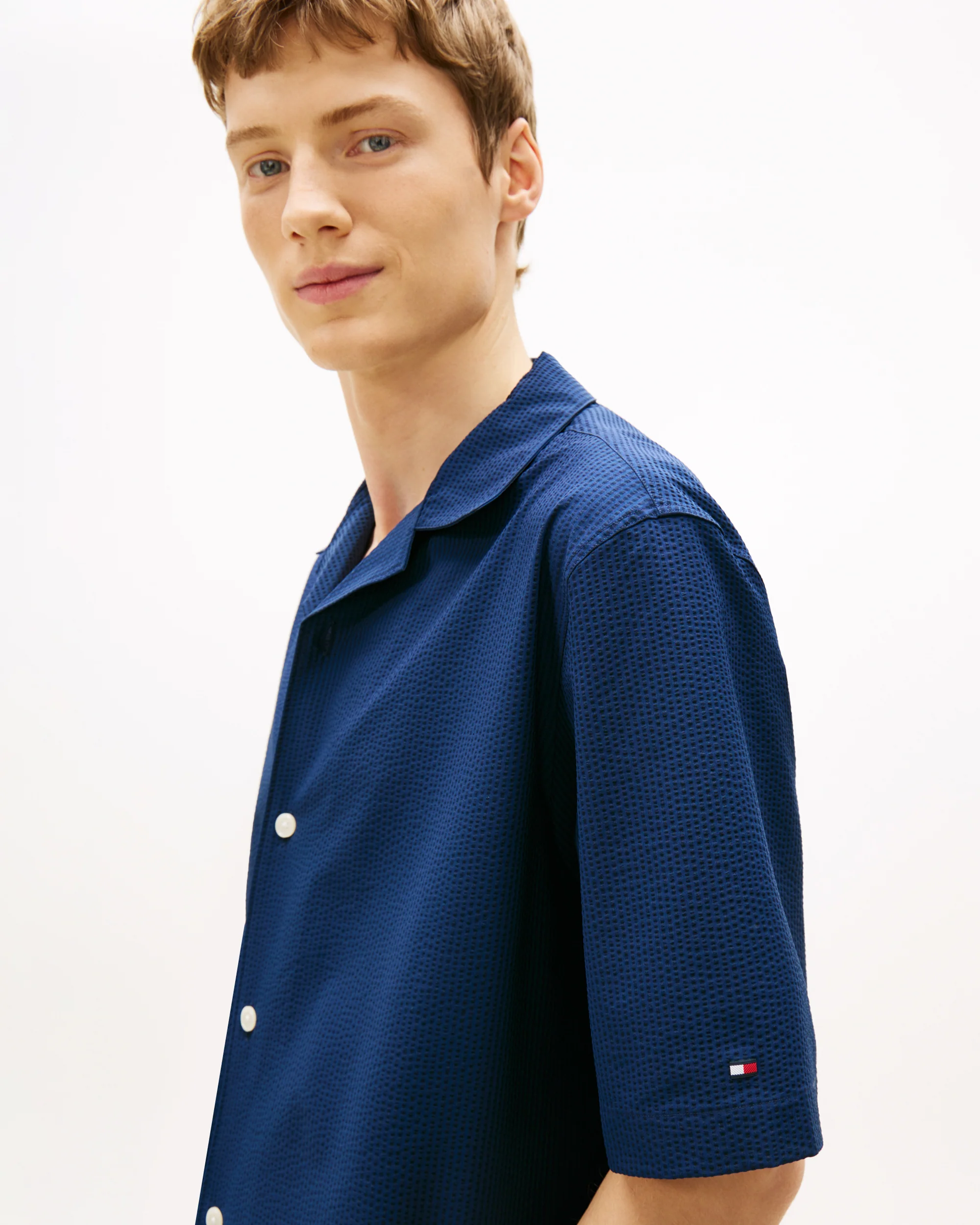 Tommy Hilfiger Performance Seersucker Mens Short Sleeve Shirt - Carbon Navy/Black Stripe - Image 2