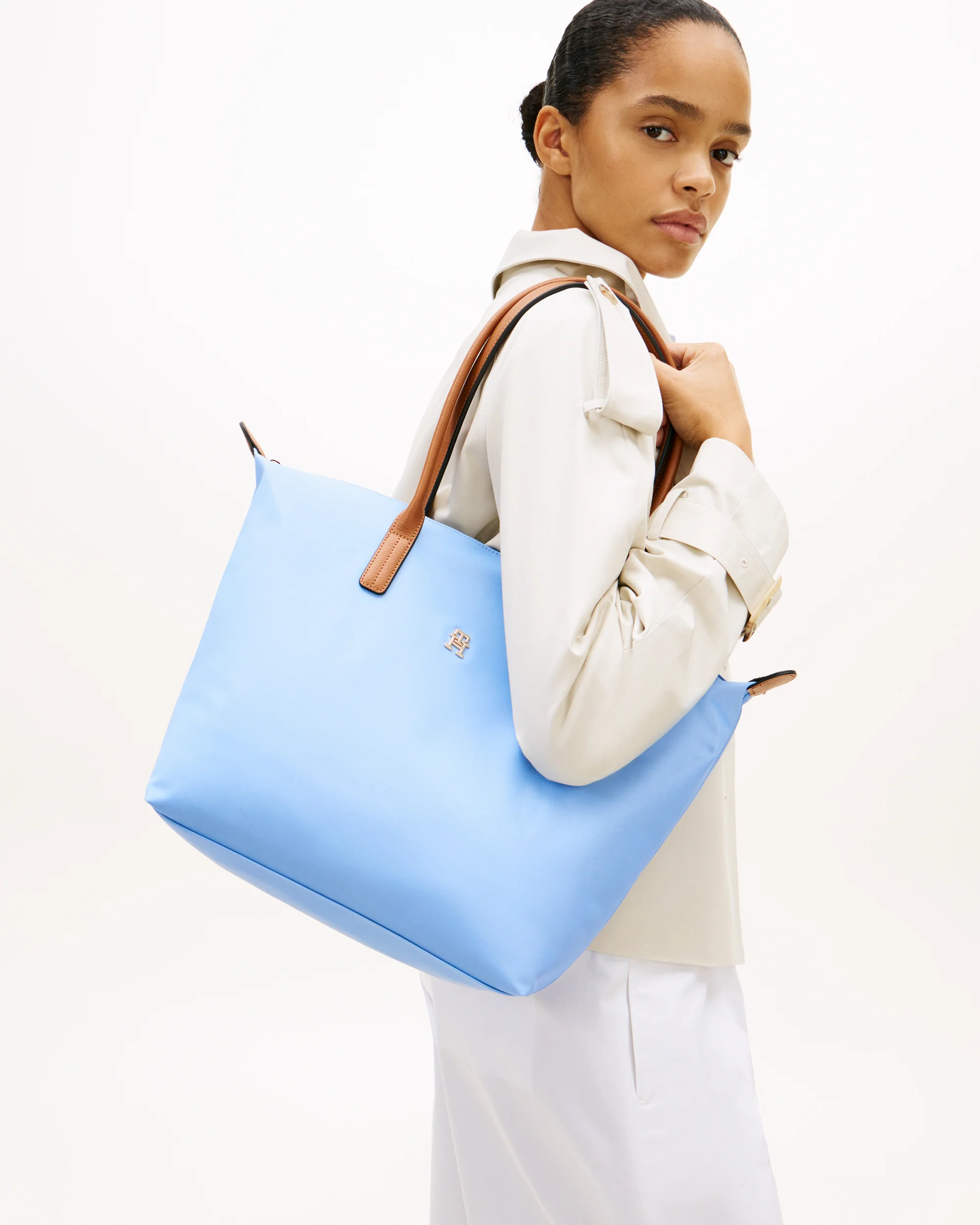 Tommy Hilfiger Popette Womens Tote Bag - Well Water - Image 2