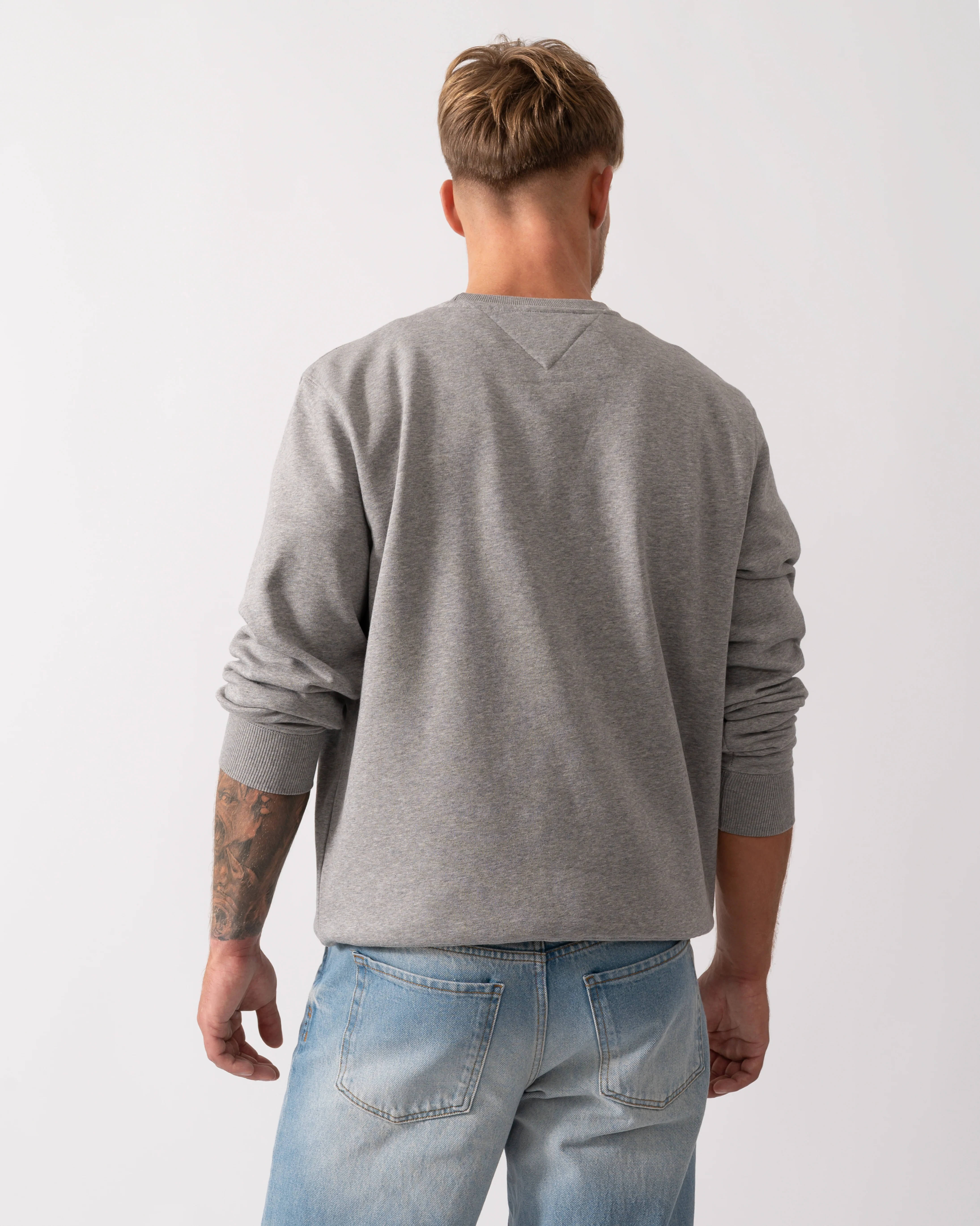 Tommy Hilfiger Small Crest Outline Mens Crew Sweatshirt - Medium Grey Heather - Image 4