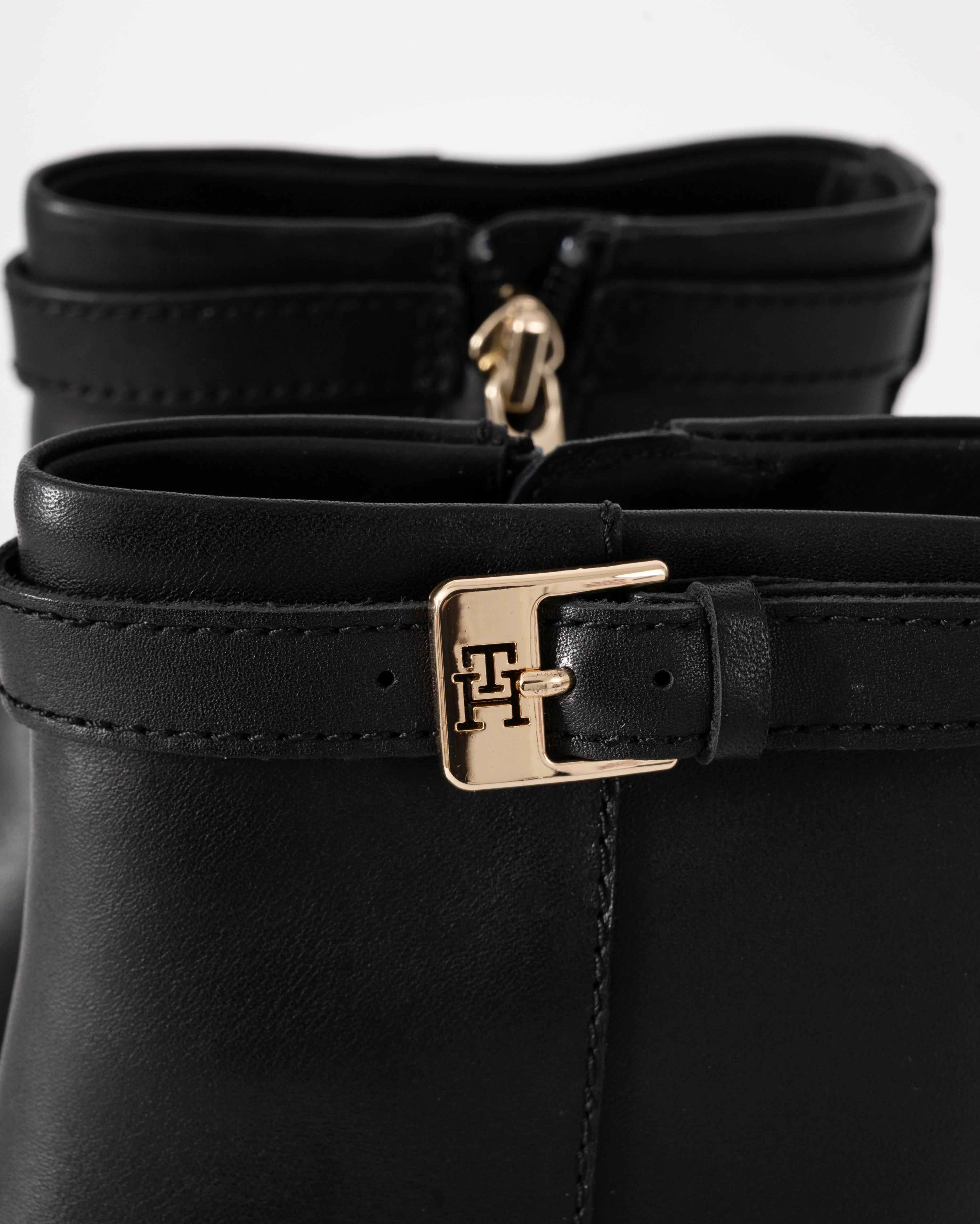 Tommy Hilfiger Womens Buckle Leather Mid-Heel Booties - Black - Image 5