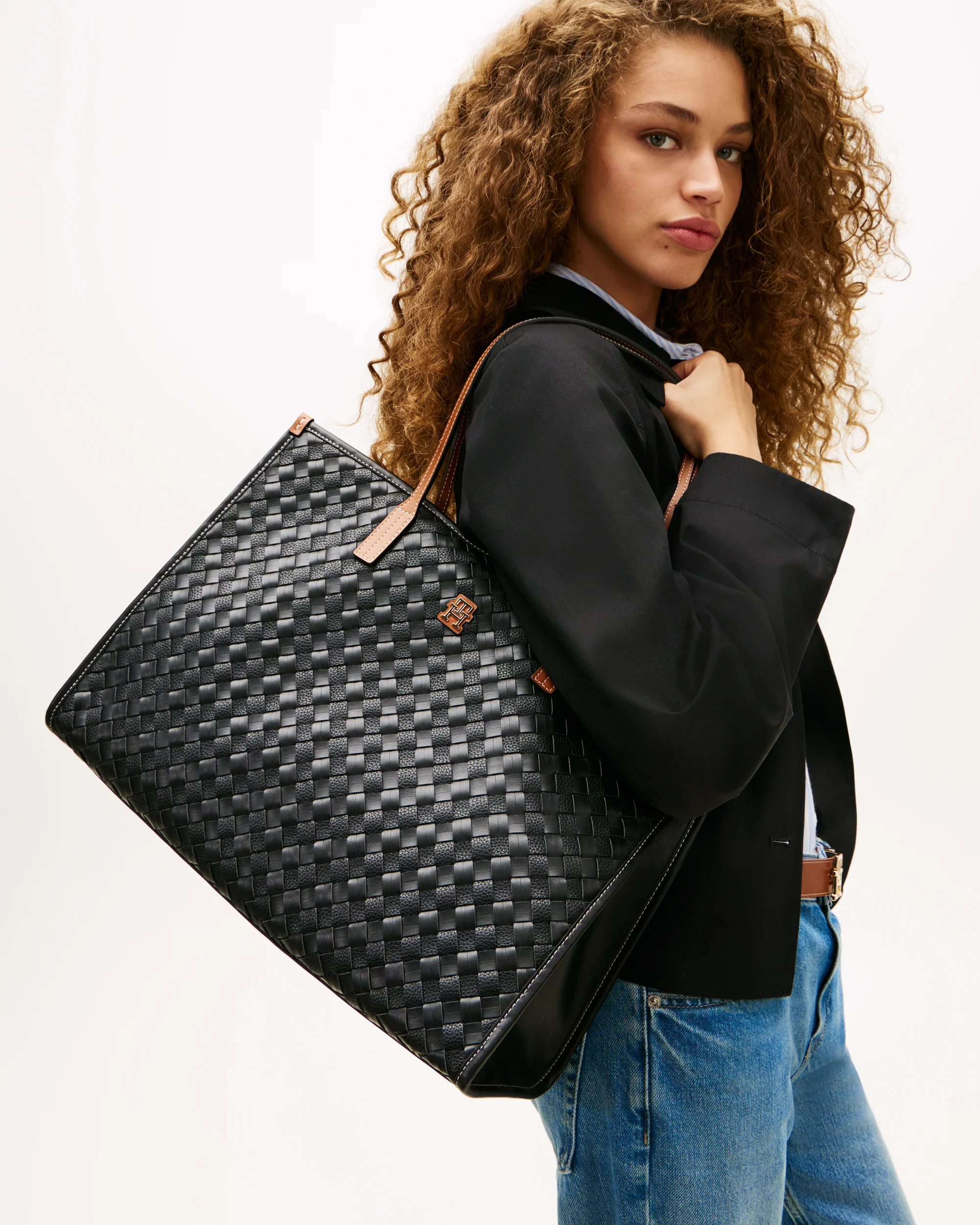 Tommy Hilfiger TH City Womens Tote Bag - Black Mix - Image 2