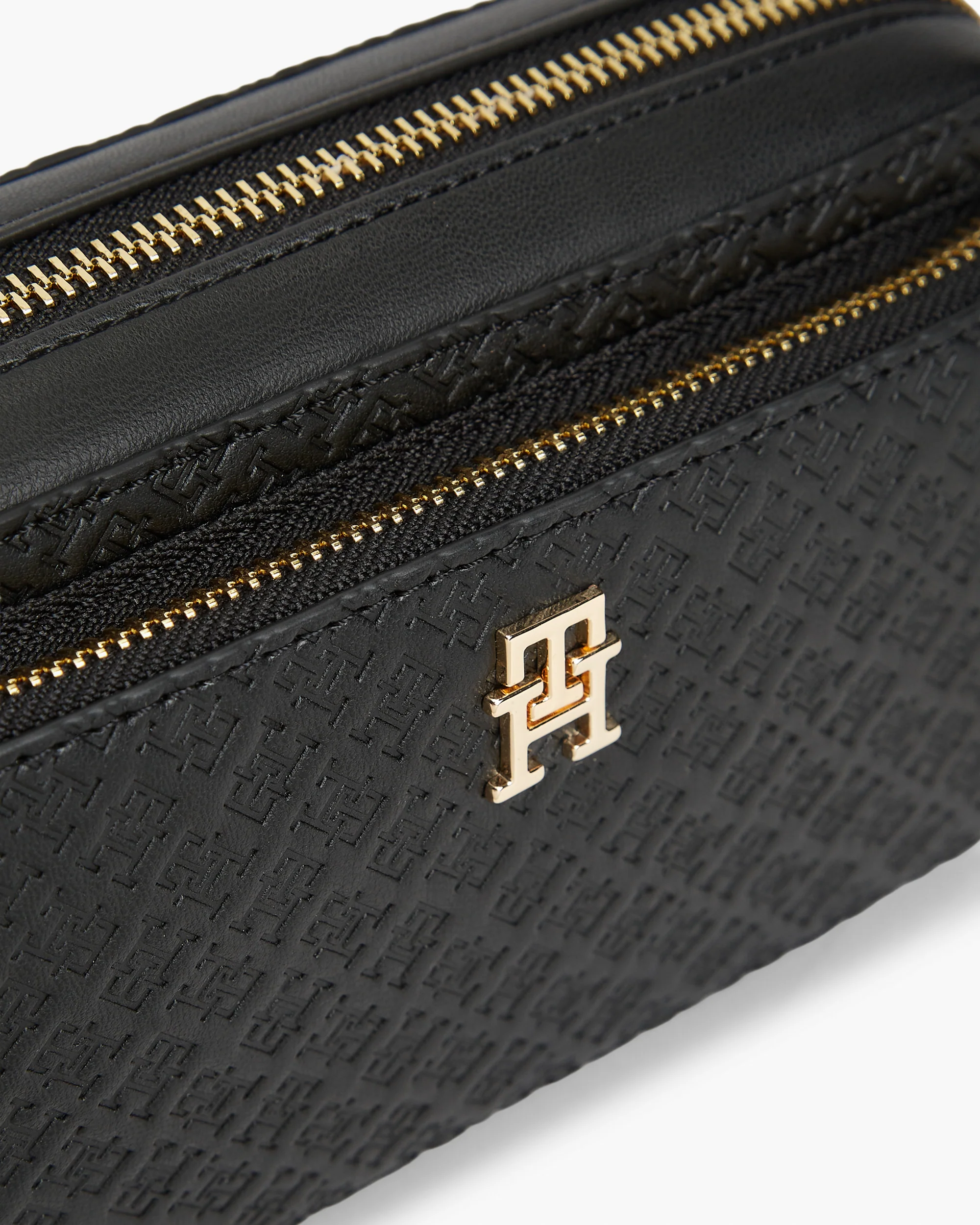 Tommy Hilfiger TH Daily Womens Camera Bag - Black - Image 3