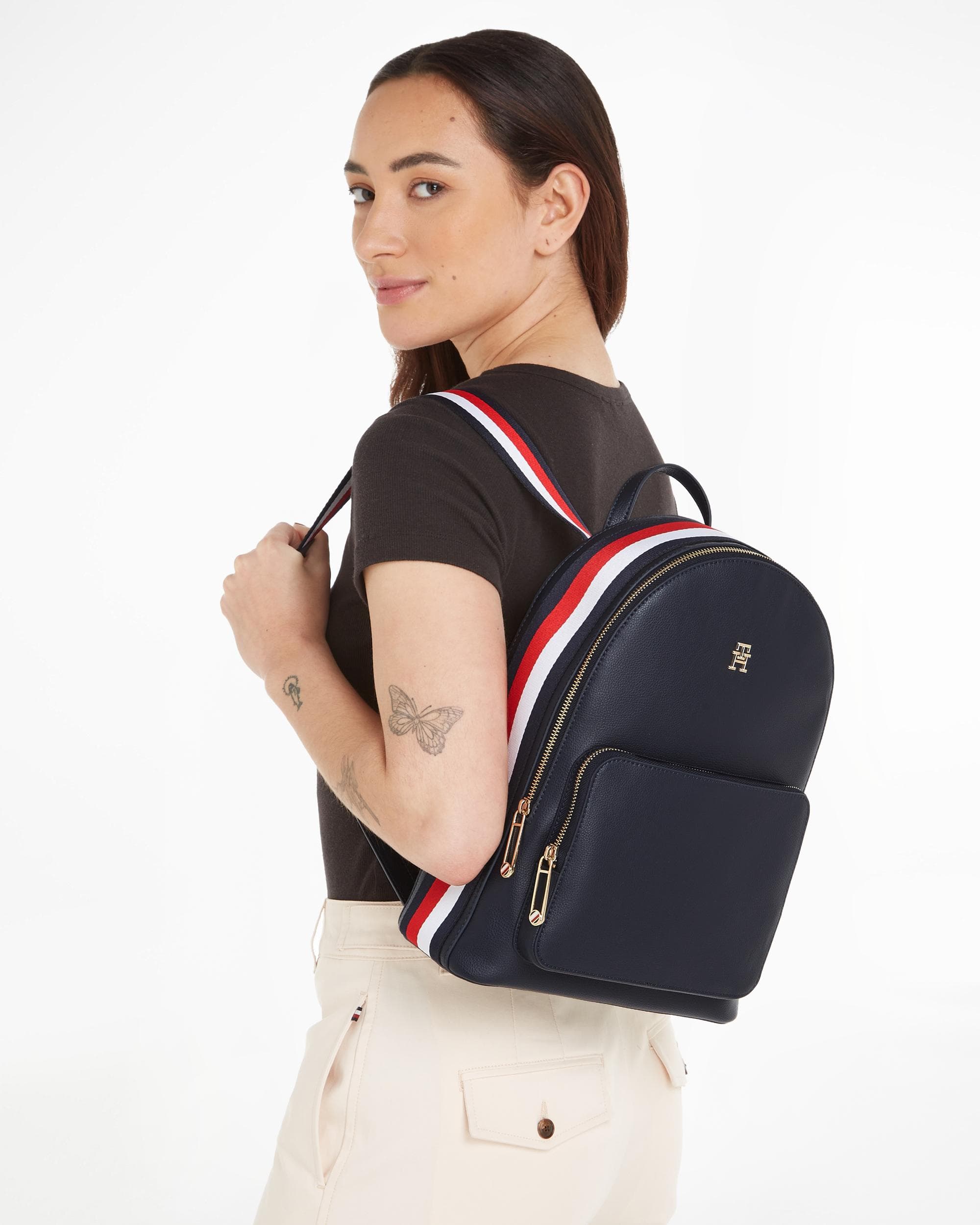 Tommy Hilfiger TH Essential Corp Womens Backpack - Image 4