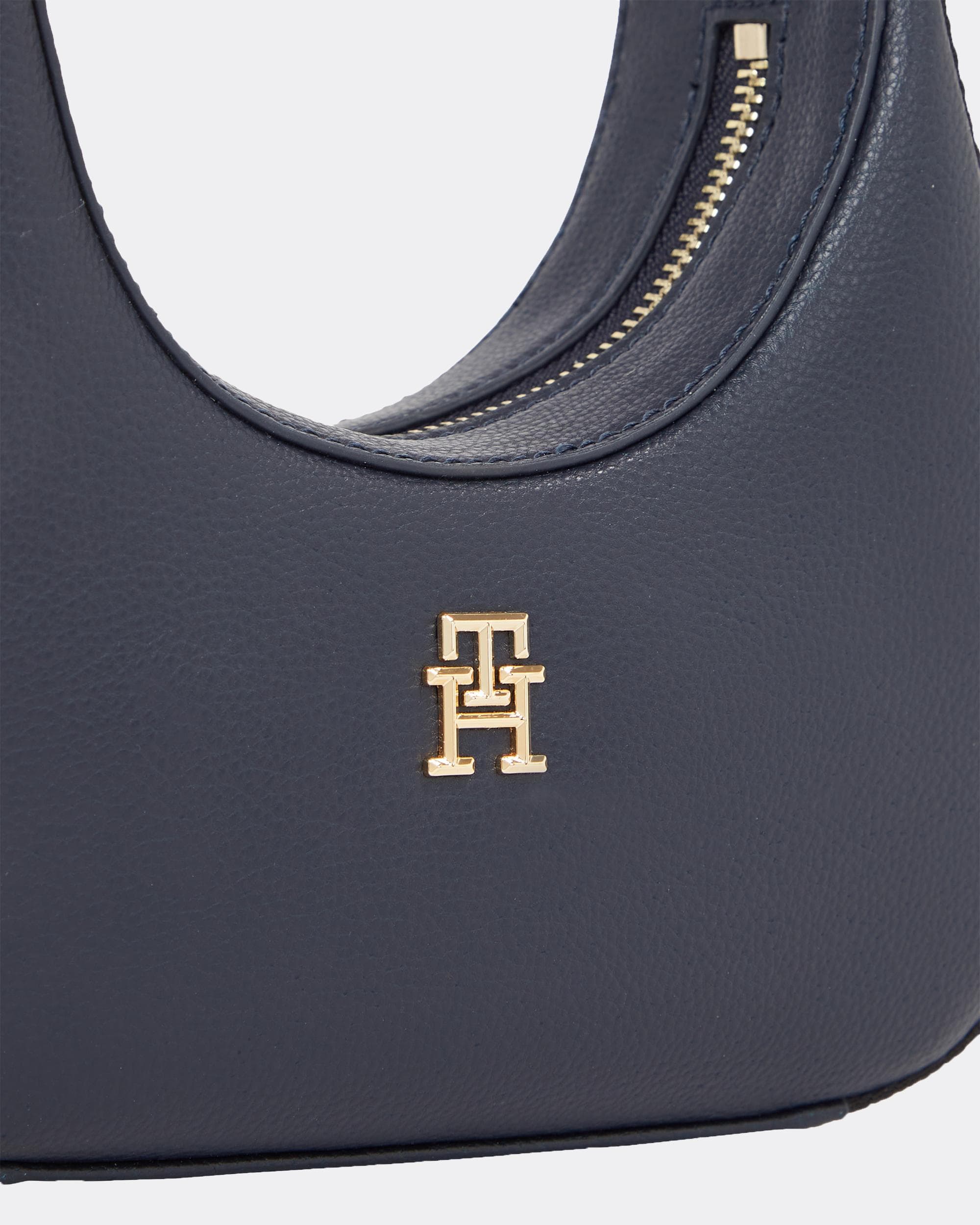 Tommy Hilfiger TH Essential Corp Womens Shoulder Bag - Image 2