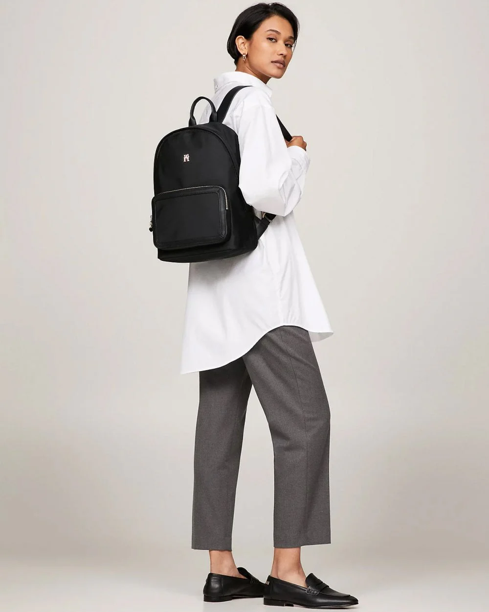 Tommy Hilfiger TH Essential Womens Smooth Backpack - Image 5