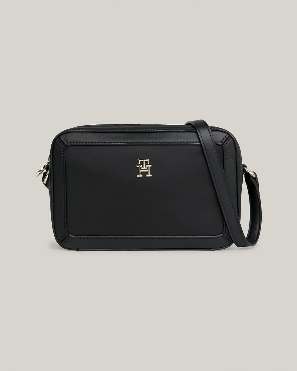 Tommy Hilfiger TH Essential Womens Smooth Crossover Bag - Image 2