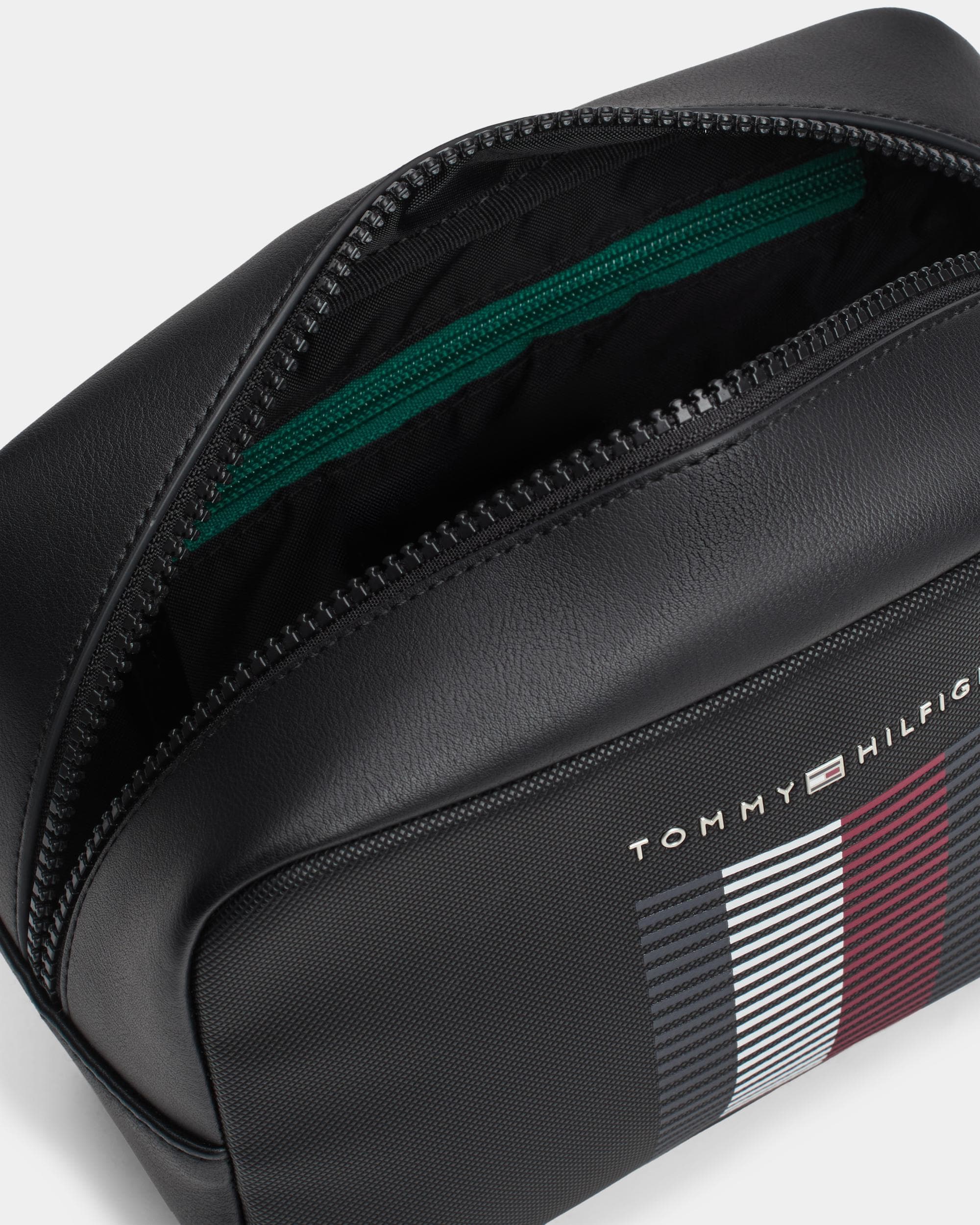 Tommy Hilfiger TH Foundation Pique Mens Wash Bag - Image 2