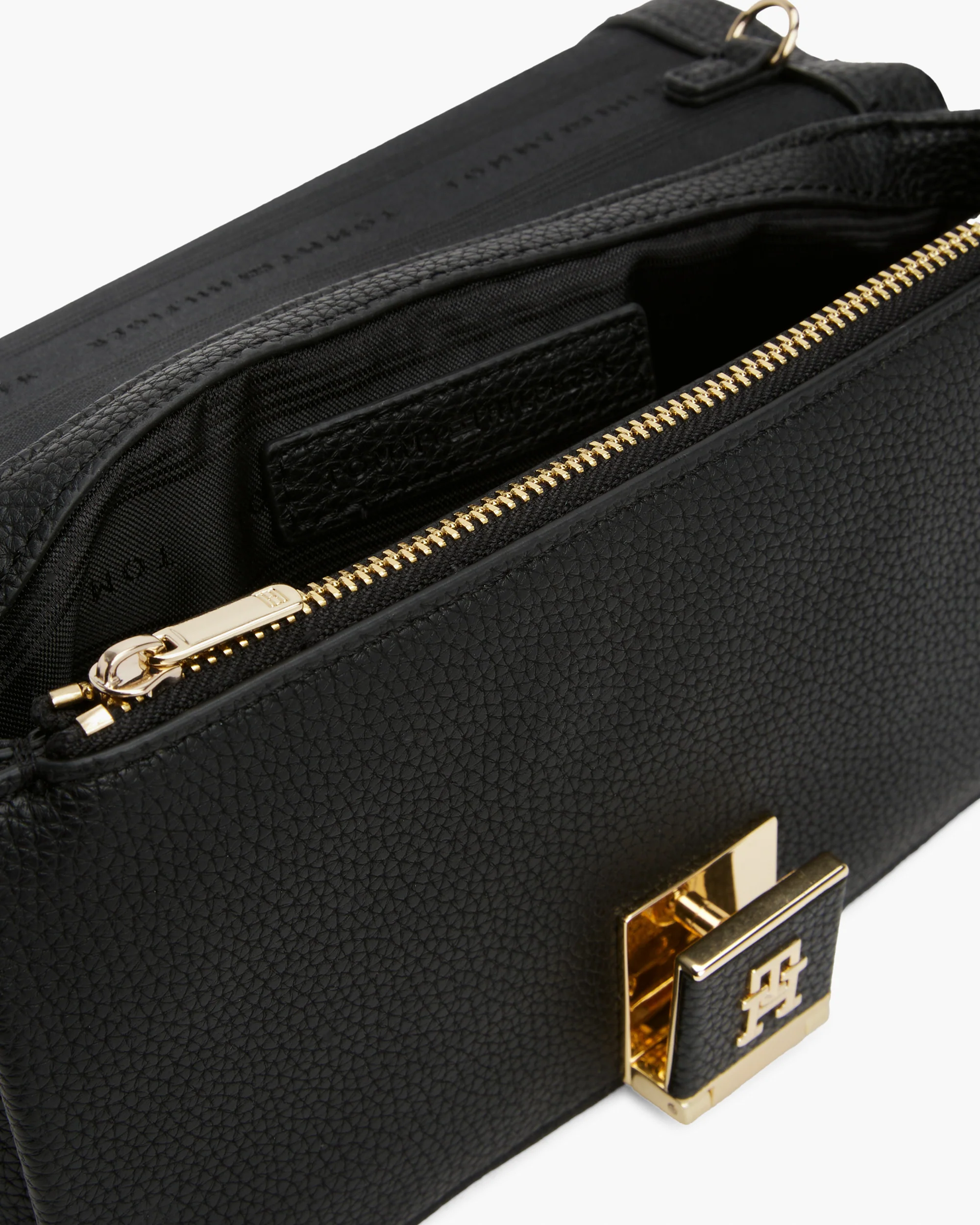 Tommy Hilfiger TH Her Womens Chain Crossover Bag - Black - Image 4