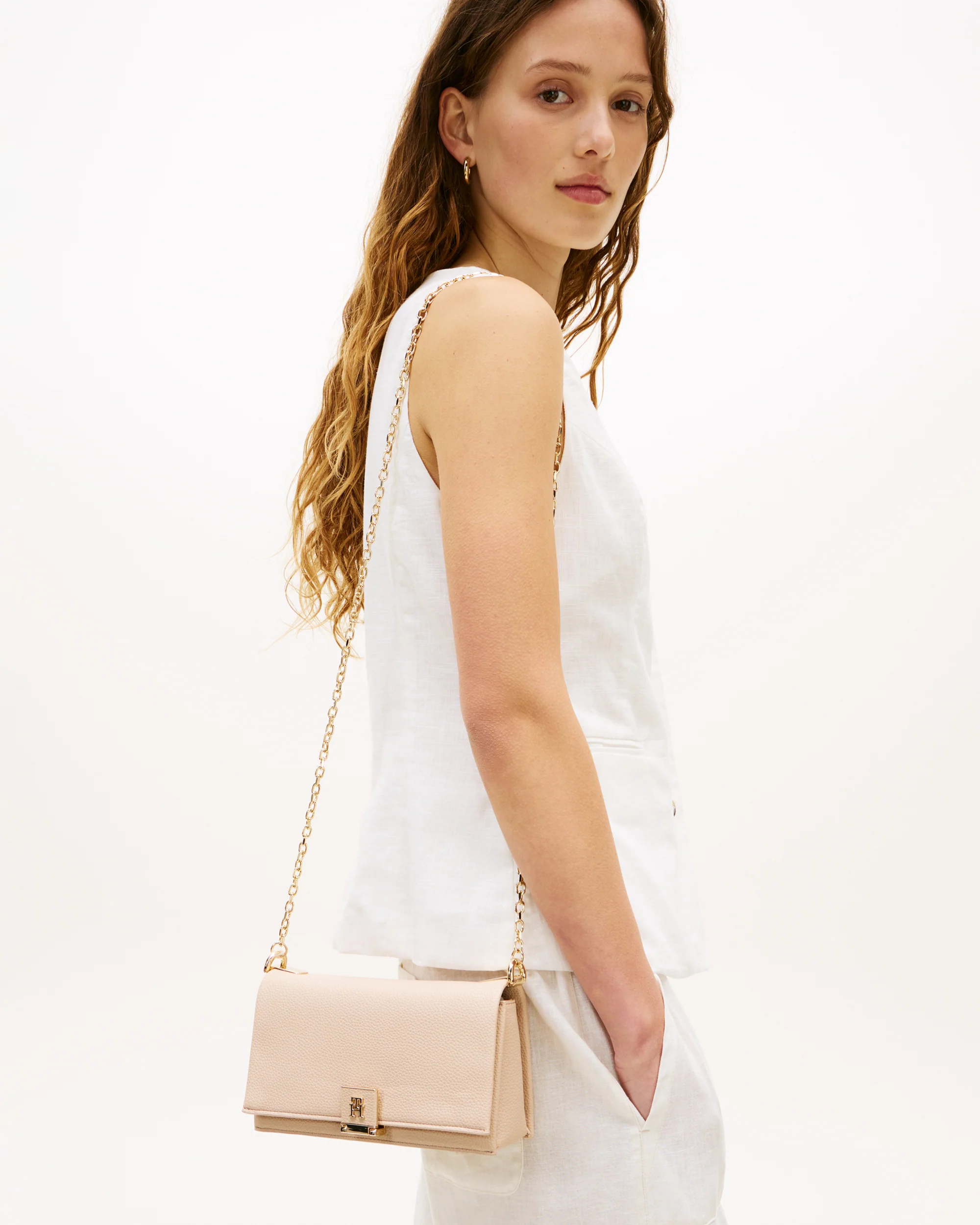 Tommy Hilfiger TH Her Womens Chain Crossover Bag - Misty Blush - Image 2