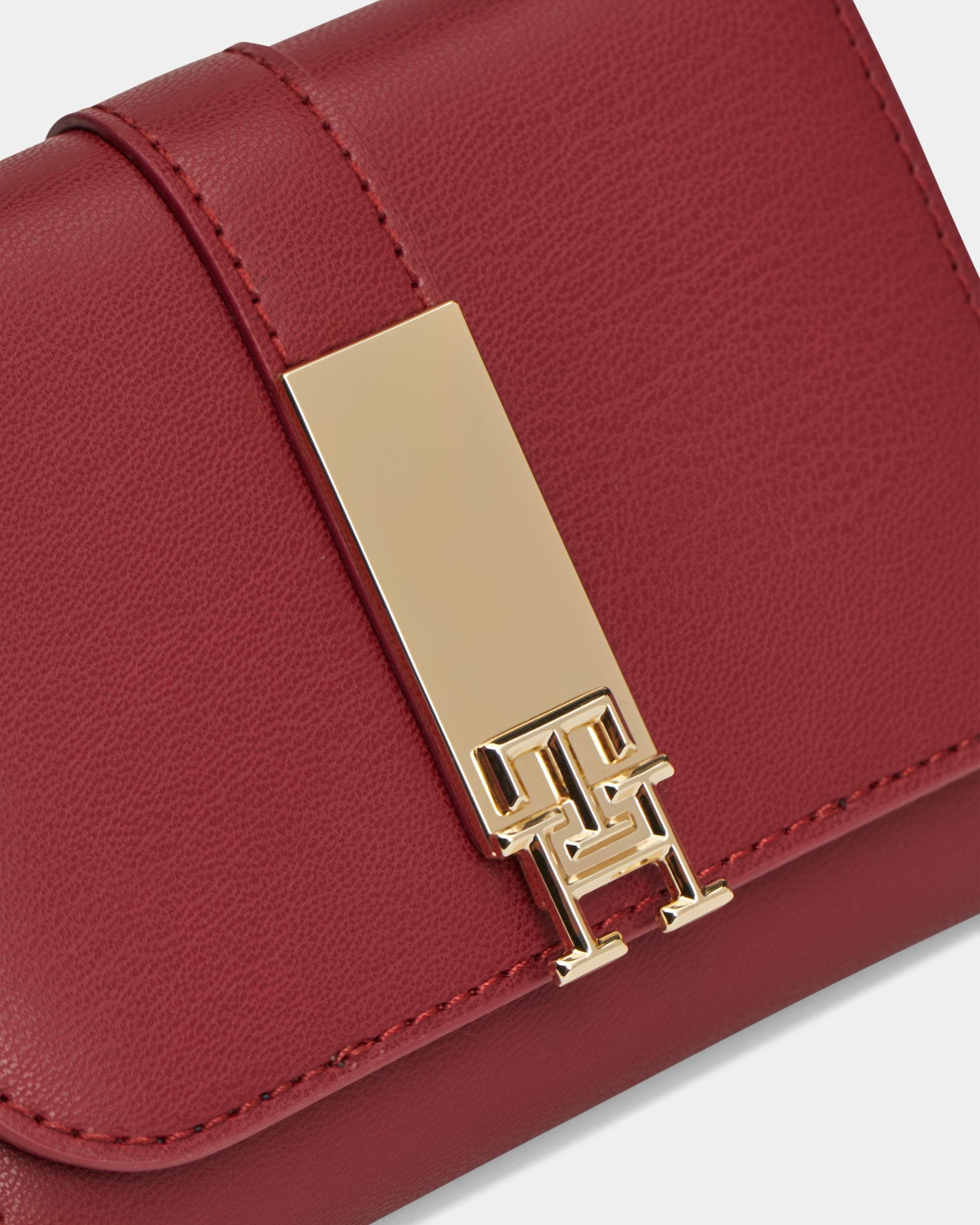 Tommy Hilfiger TH Heritage Womens Medium Flap Purse - Image 2