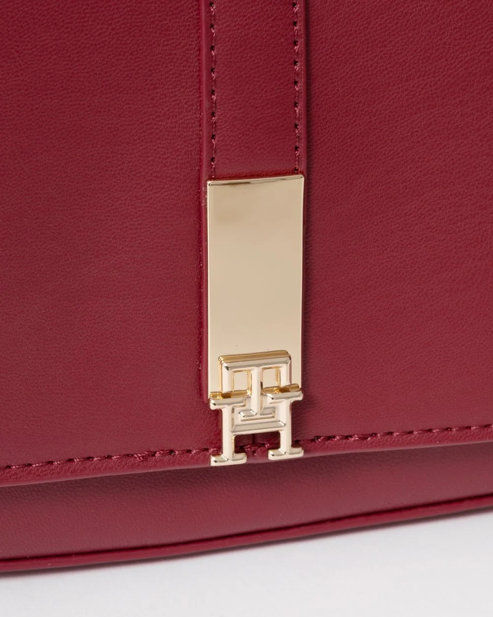 Tommy Hilfiger TH Heritage Womens Saddle Bag - Image 4