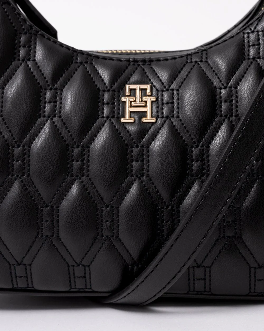 Tommy Hilfiger TH Refined Quilted Womens Crossover Bag - Image 2