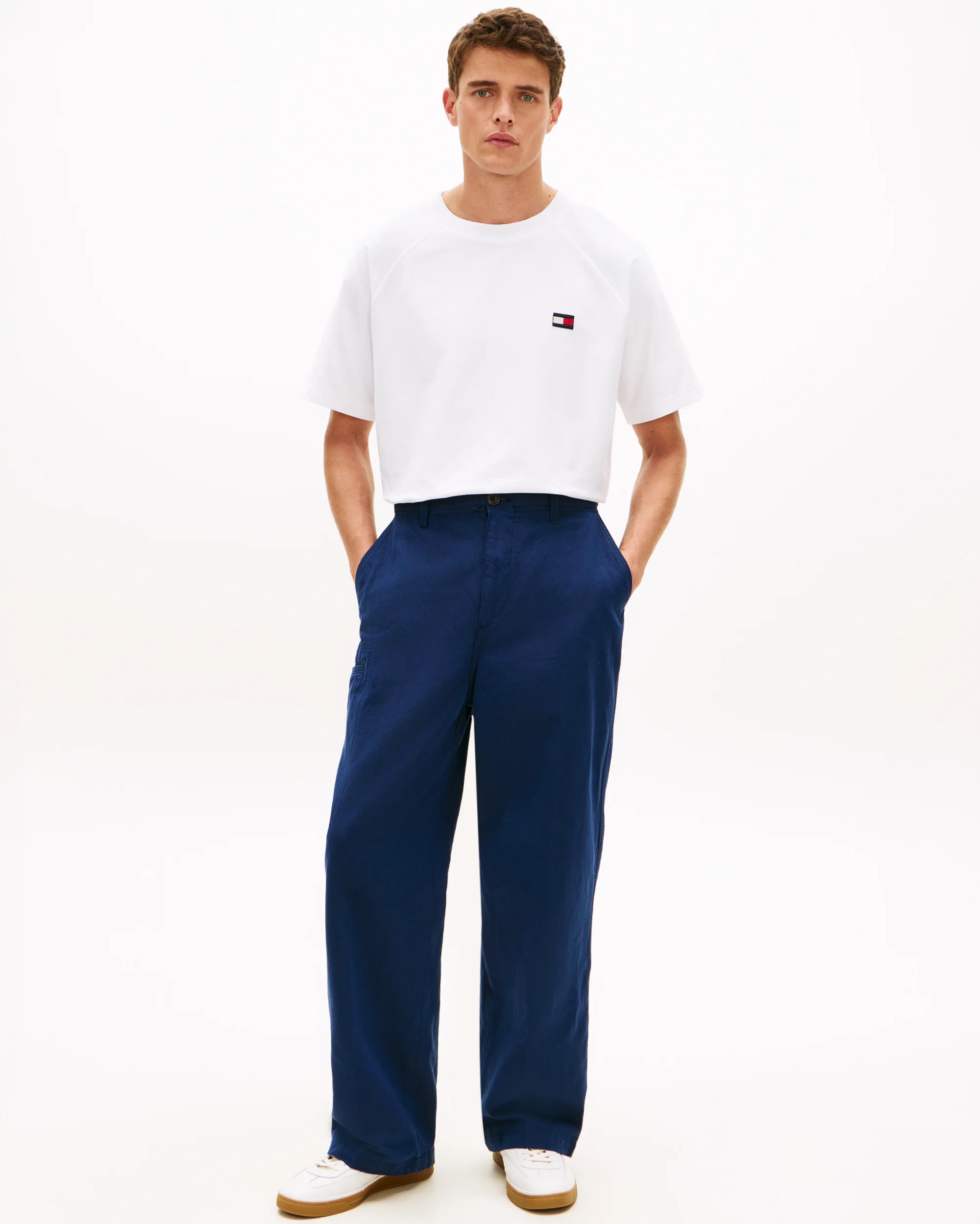 Tommy Hilfiger Tommy Flag Elevated Mens T-Shirt - White - Image 3