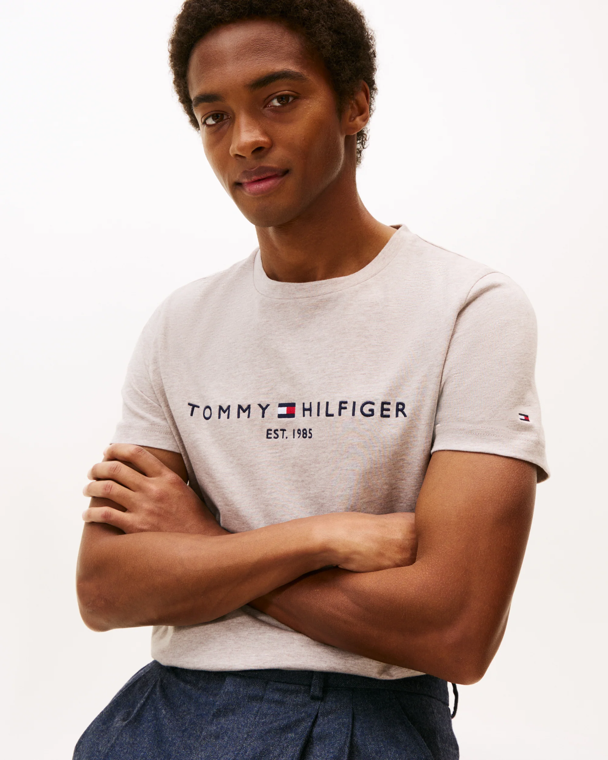 Tommy Hilfiger Tommy Logo Basic Mens T-Shirt - Heathered Pebble - Image 2