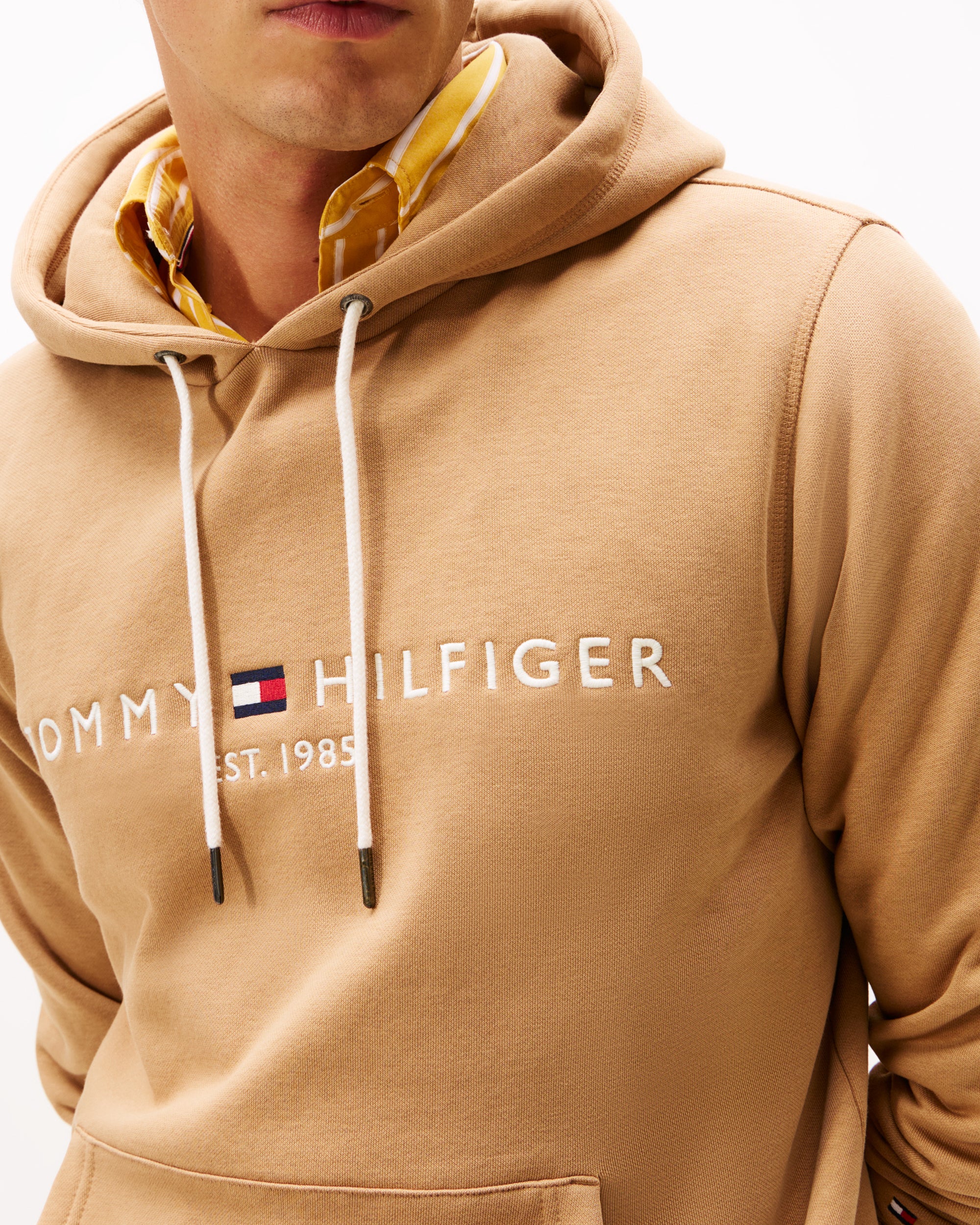 Tommy Hilfiger Tommy Logo Flex Fleece Hoodie - Timeless Camel - Image 2