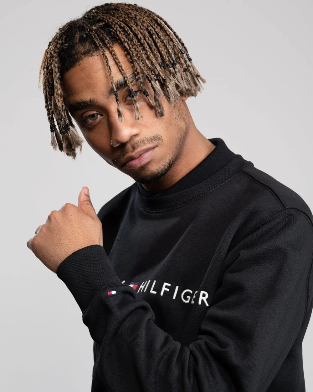 Tommy Hilfiger Tommy Logo Mens Sweatshirt - Black - Image 4