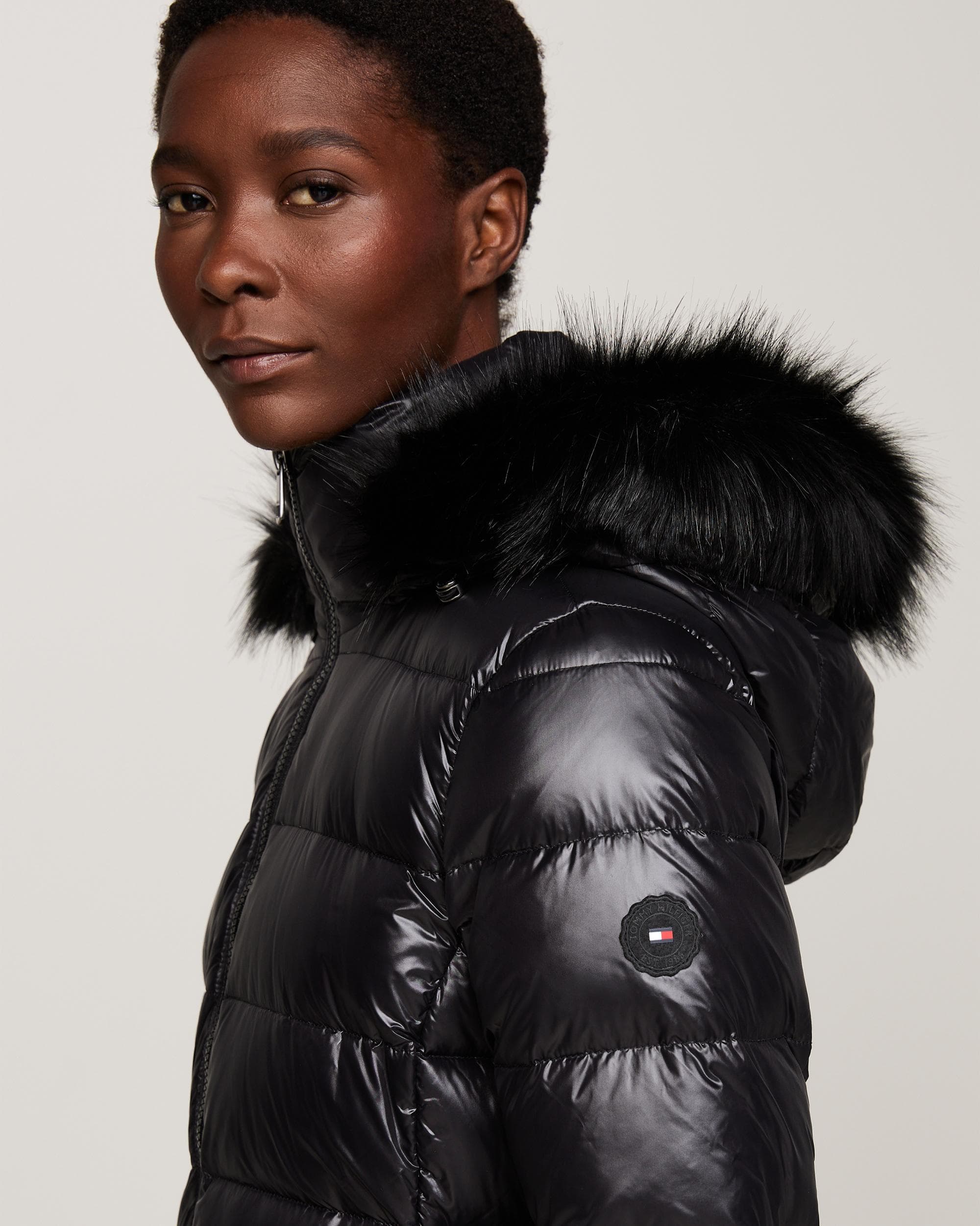 Tommy Hilfiger Tyra Gloss Long Down Faux Fur Womens Jacket - Image 2