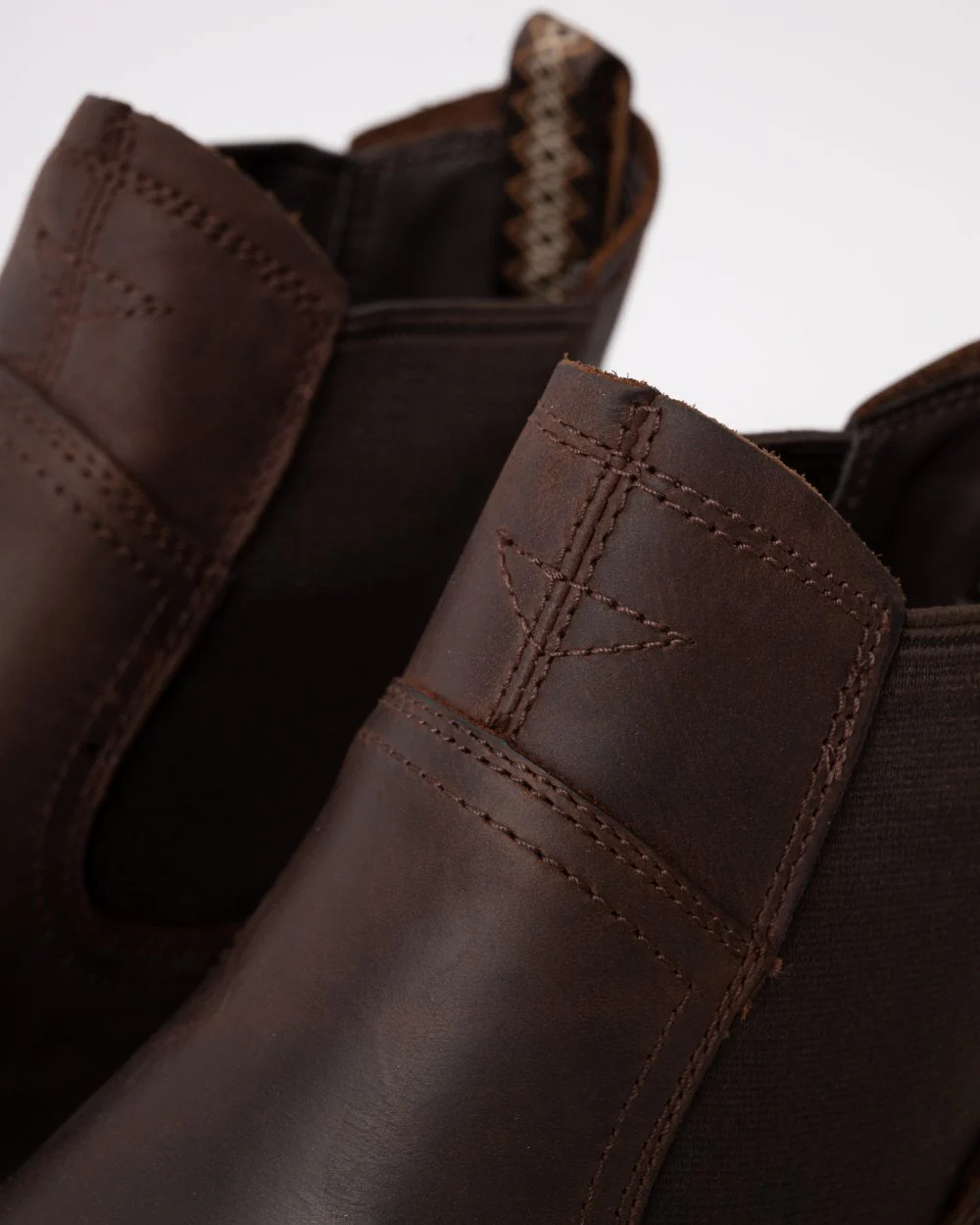 UGG Biltmore Mens Chelsea Boots - Image 5