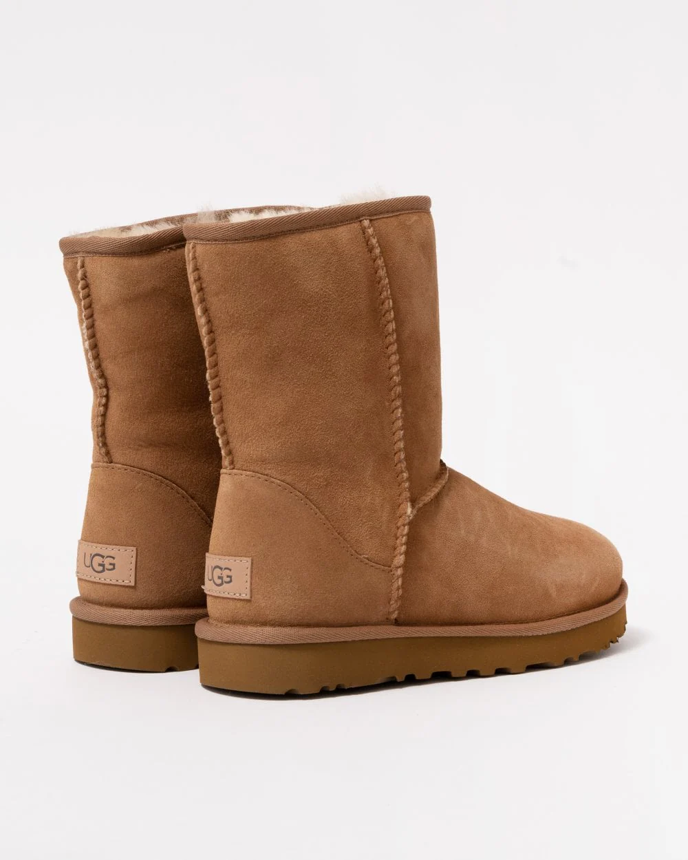 UGG Classic Short II Womens Boot - Chestnut - Image 2