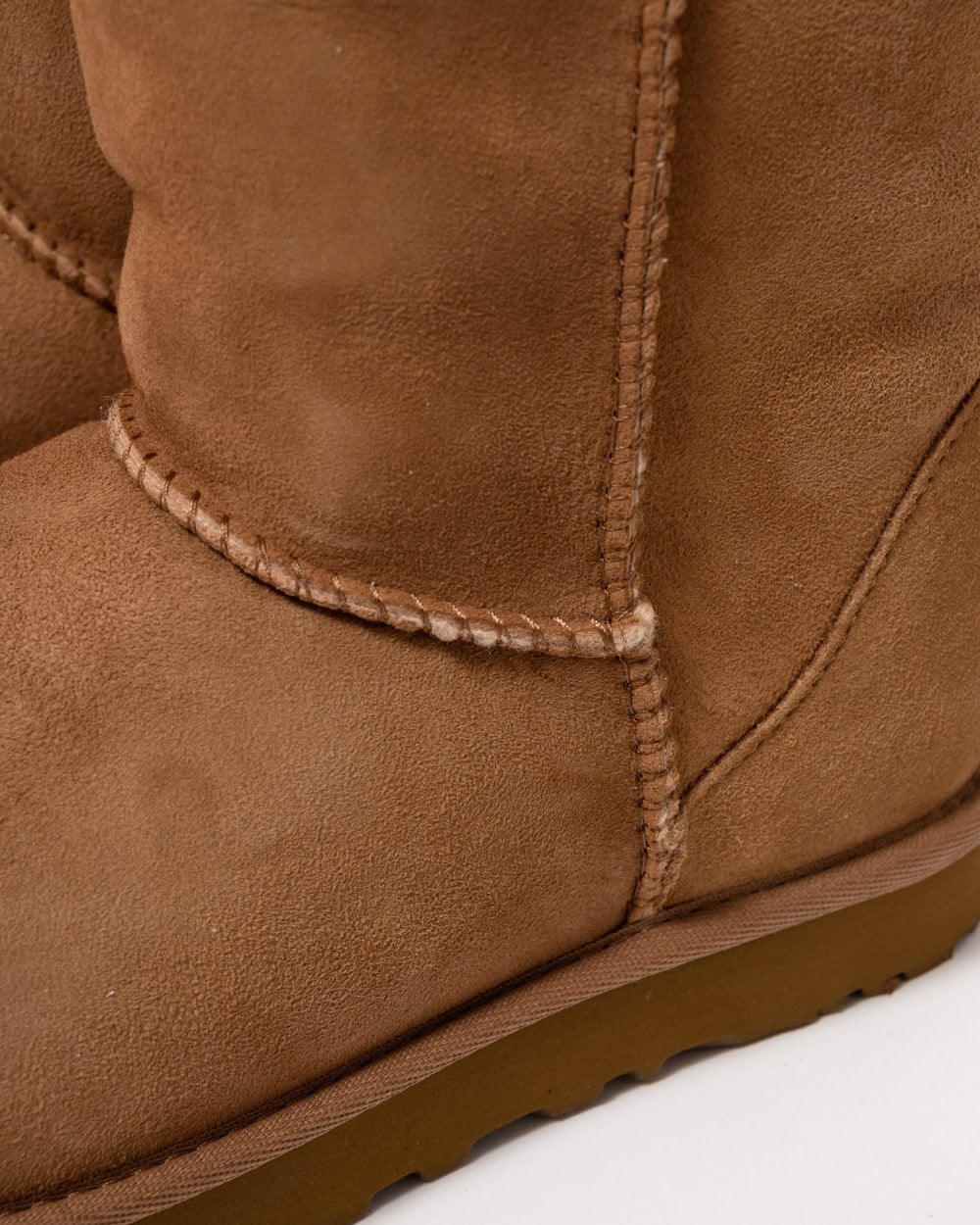 UGG Classic Short II Womens Boot - Chestnut - Image 5