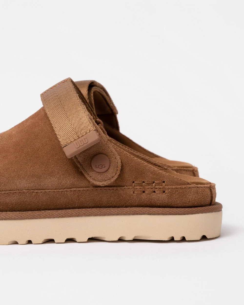 UGG Goldenstar Womens Clog - Chestnut - Image 2