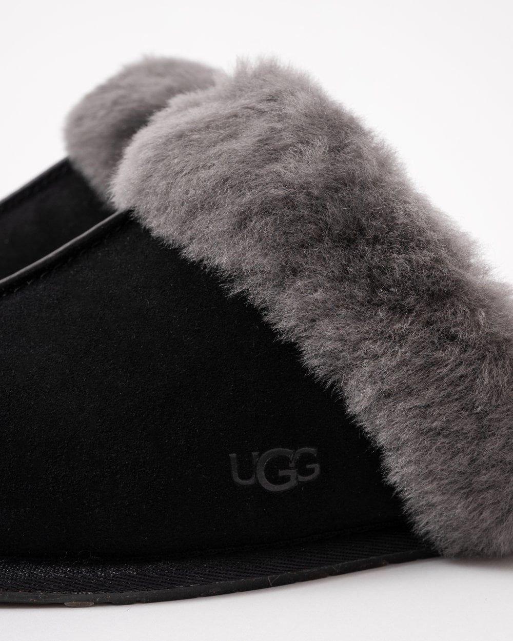UGG Scuffette II Womens Slipper - Black/Grey - Image 2