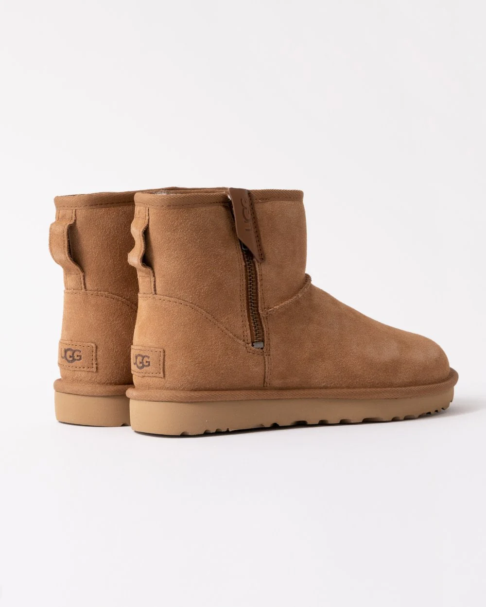 UGG Womens Classic Mini Bailey Zip Boot - Image 2