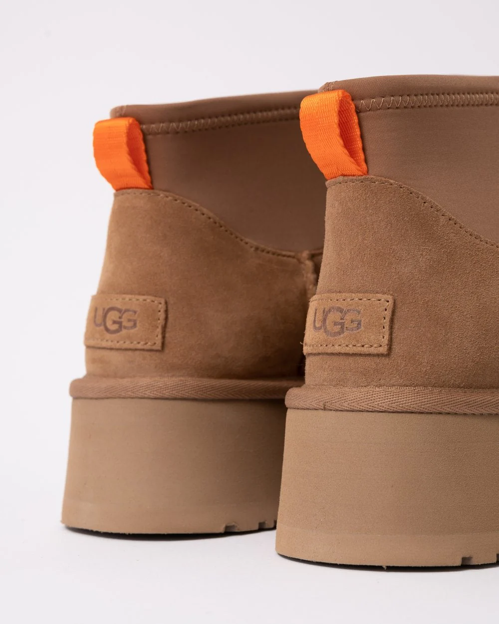 UGG Womens Classic Mini Dipper Platform Boots - Chestnut - Image 5