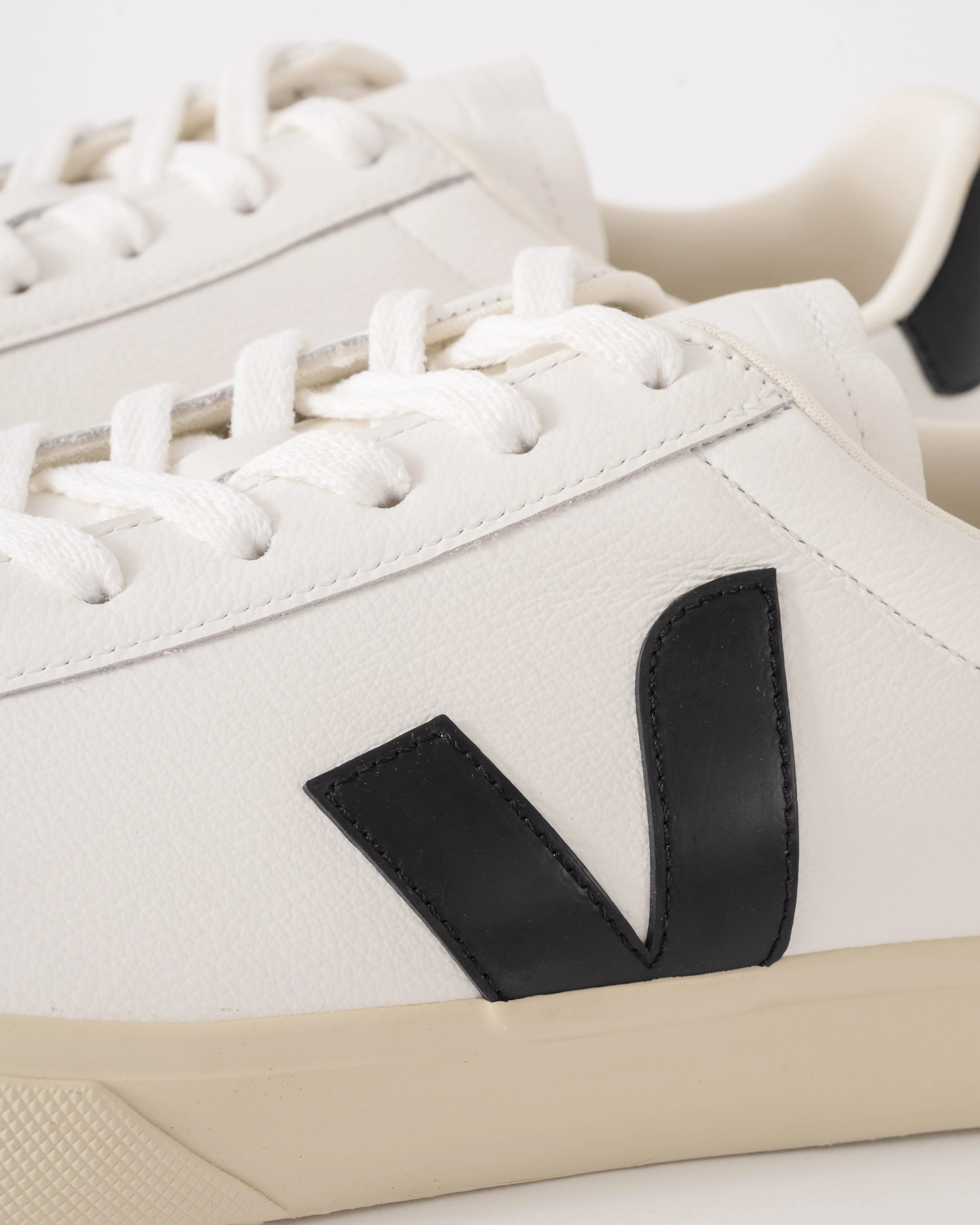 VEJA Campo Leather Womens Trainers - Extra White/Black - Image 5
