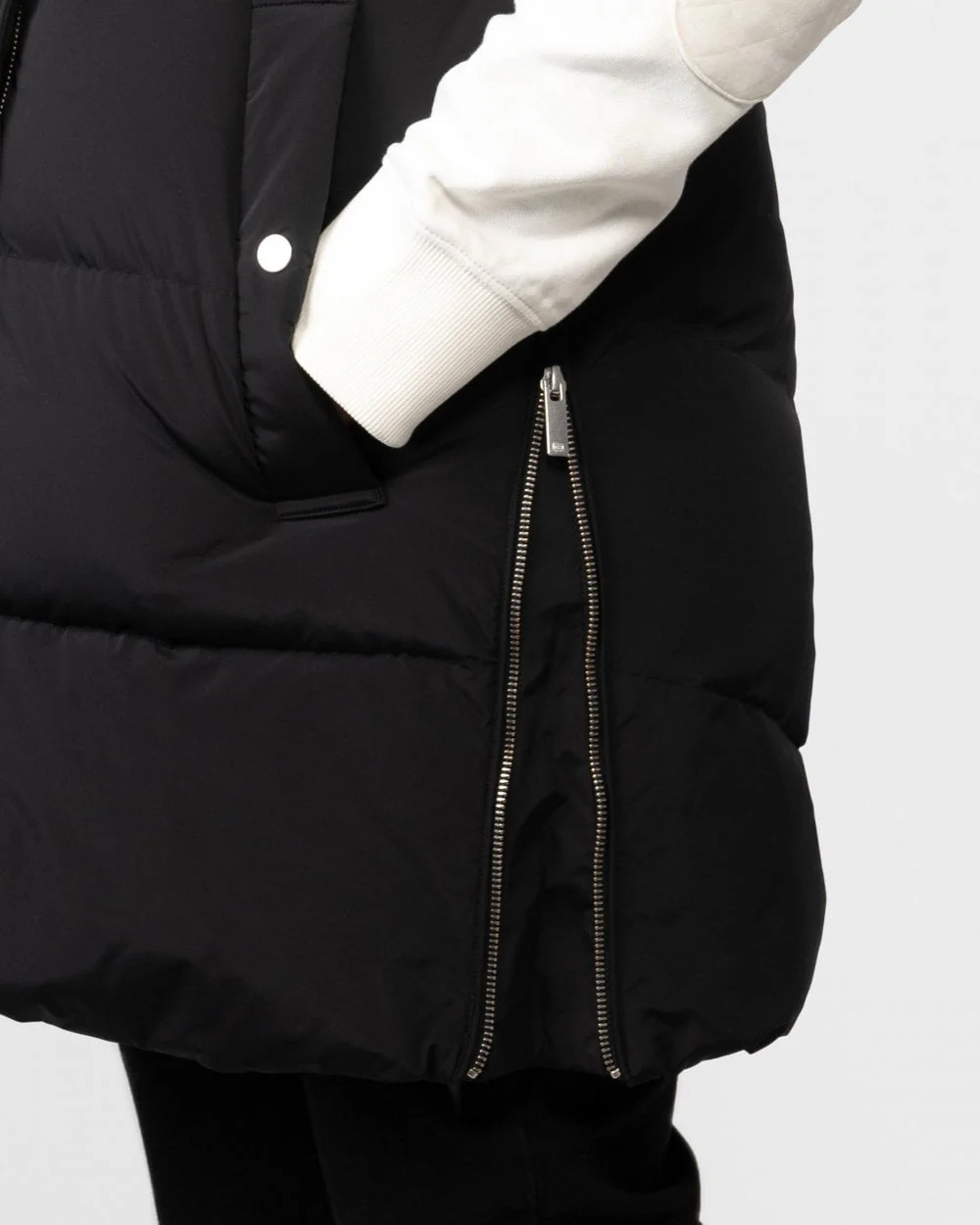 Woolrich Alsea Womens Down Vest - Image 5